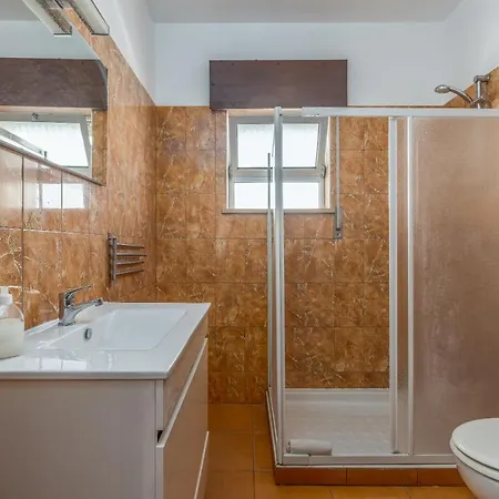 Apartamento Oceanview A By Sequeira